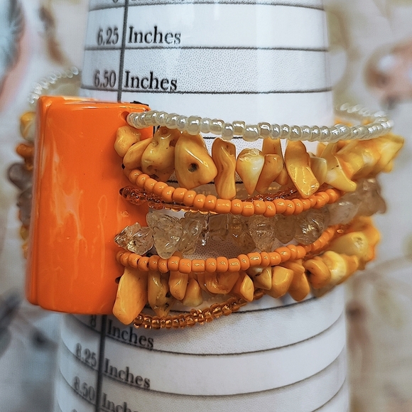 Swirled Orange Lucite Chip Stone 8 Strand Magnet Sunshine Vintage Bracelet - Picture 3 of 6